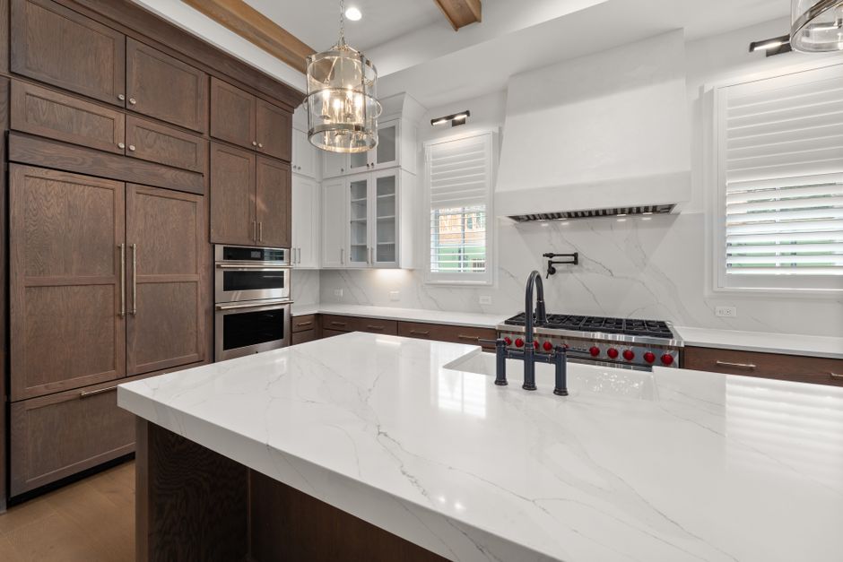 Elegant marble kitchen island countertop